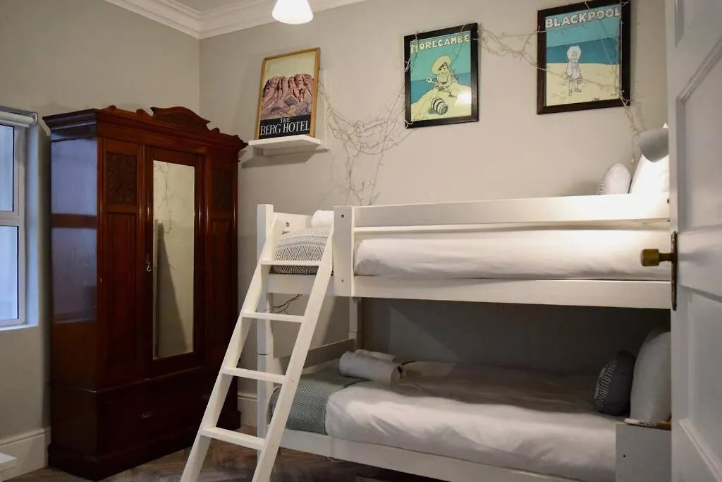 Spacious 3 Bedroom Home Green Point Ciudad del Cabo
